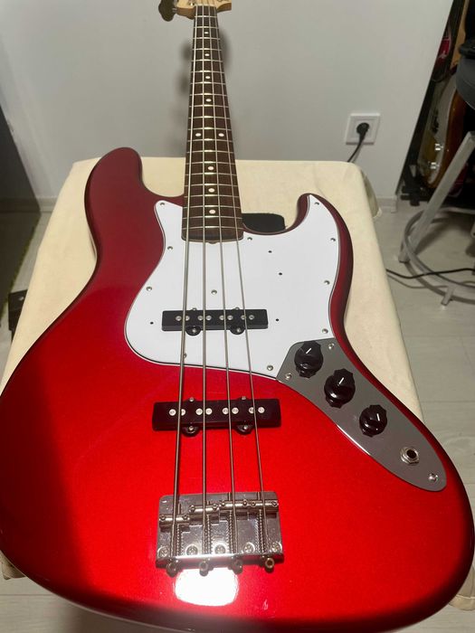 Бас китара Fender Jazz Bass