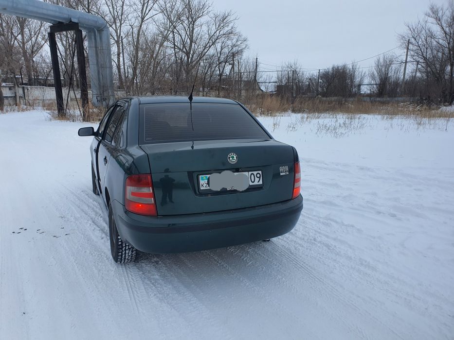 Шкода Фабия на полном ходу