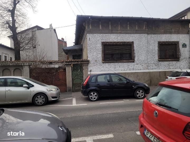 Casă centrală, singur curte - Rond Cosbuc, OCAZIE 1.153 euro/mp PENTRU