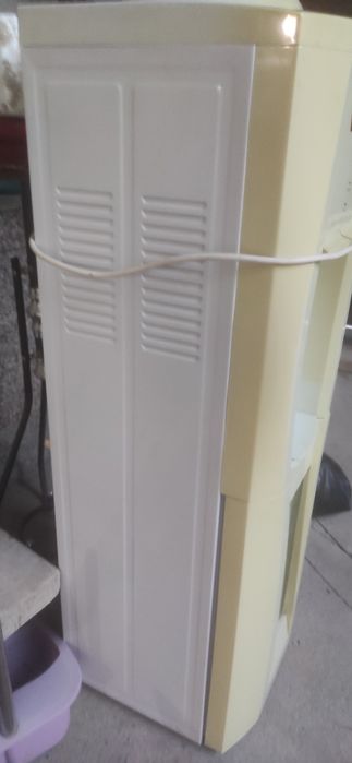 Кулер для вода састяни хароше