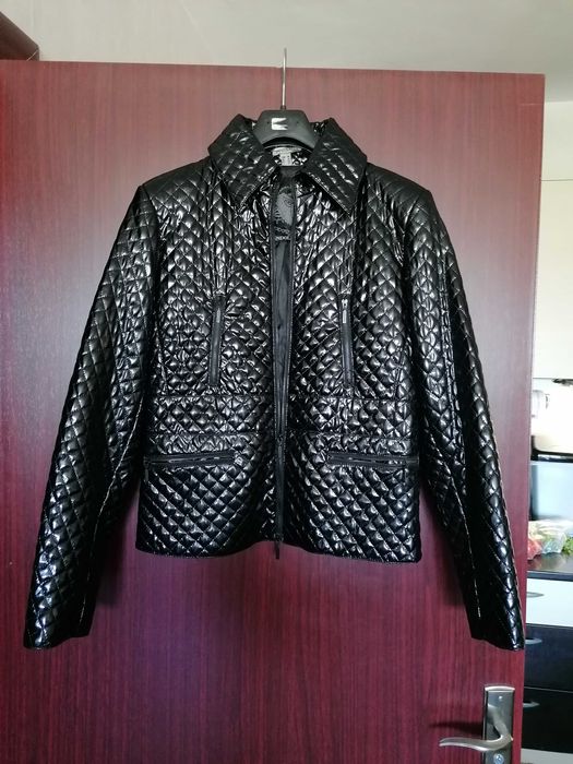 Дамски сака и якета от 10 до 30 лв.