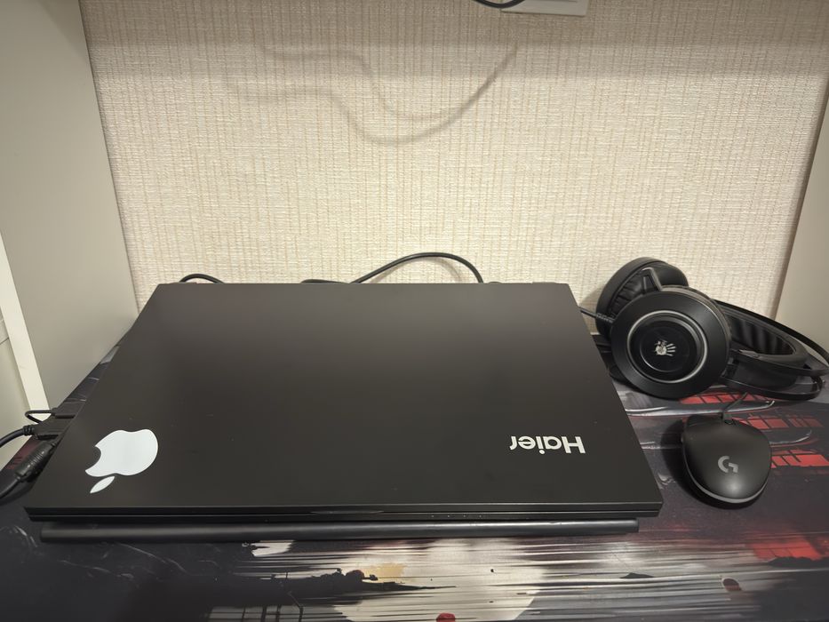 Игровой ноутбук Haier GG1700A