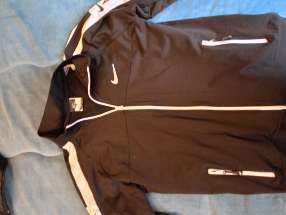 Кожен панталон черен и зелен клин кожен