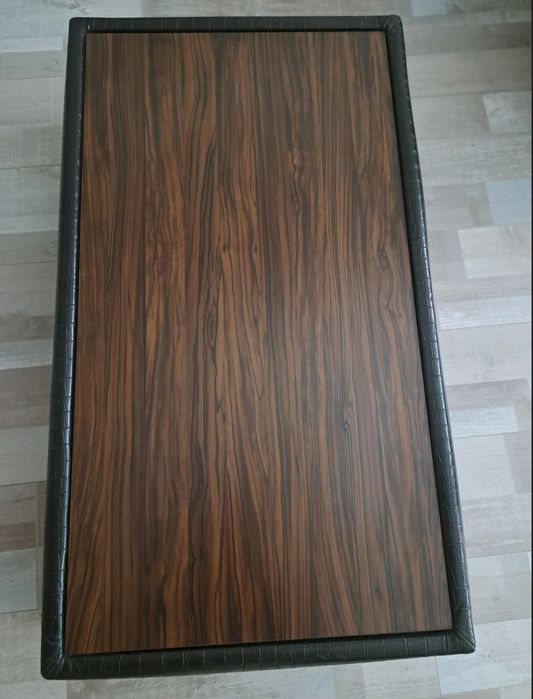 Масичка за хол, ниска черно-кафява