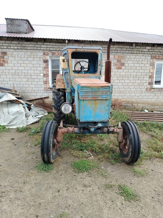 Продам трактор Т-40