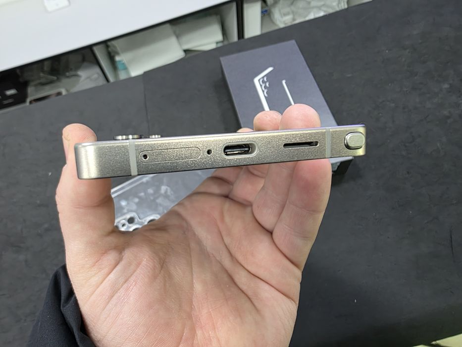 Galaxy S25 ultra 12/256