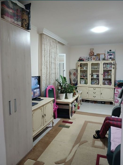 Продаю 1/1/5 Буз-2 балкон 2×6