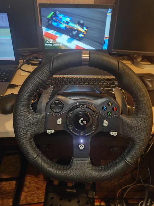 С ГАРАНЦИЯ ! Logitech G920 волан + скоростен лост racing sim XBox + PC