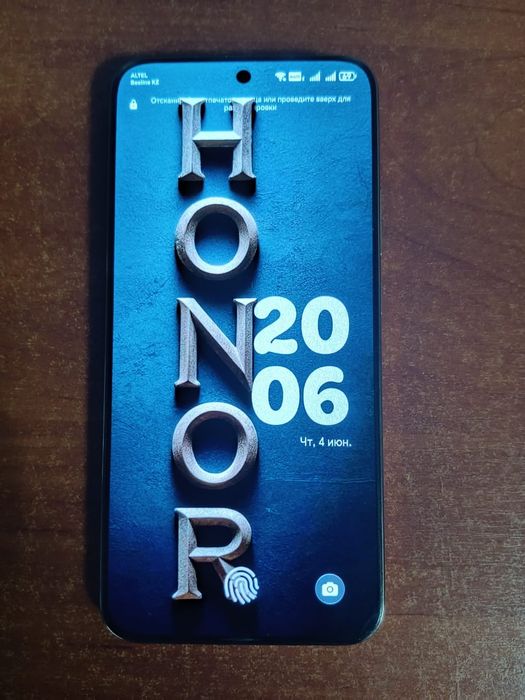 Продам смартфон Honor x9d 8/256