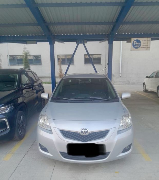 Продается своя Toyota Yarıs  в хорошем состояние! есть торг на месте