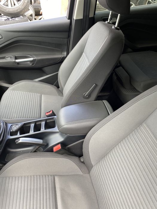 Cotieră completă  Ford Focus C Max volan stânga 2015