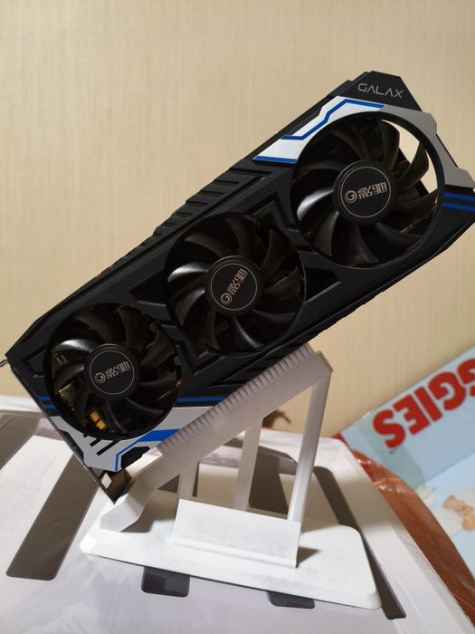 RTX2060S 5700 RX7600 8GB видеокарта