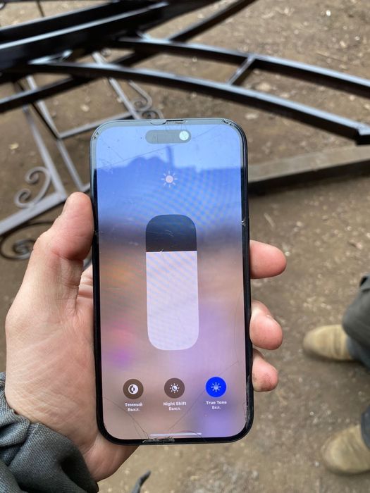 Продается айфон 15