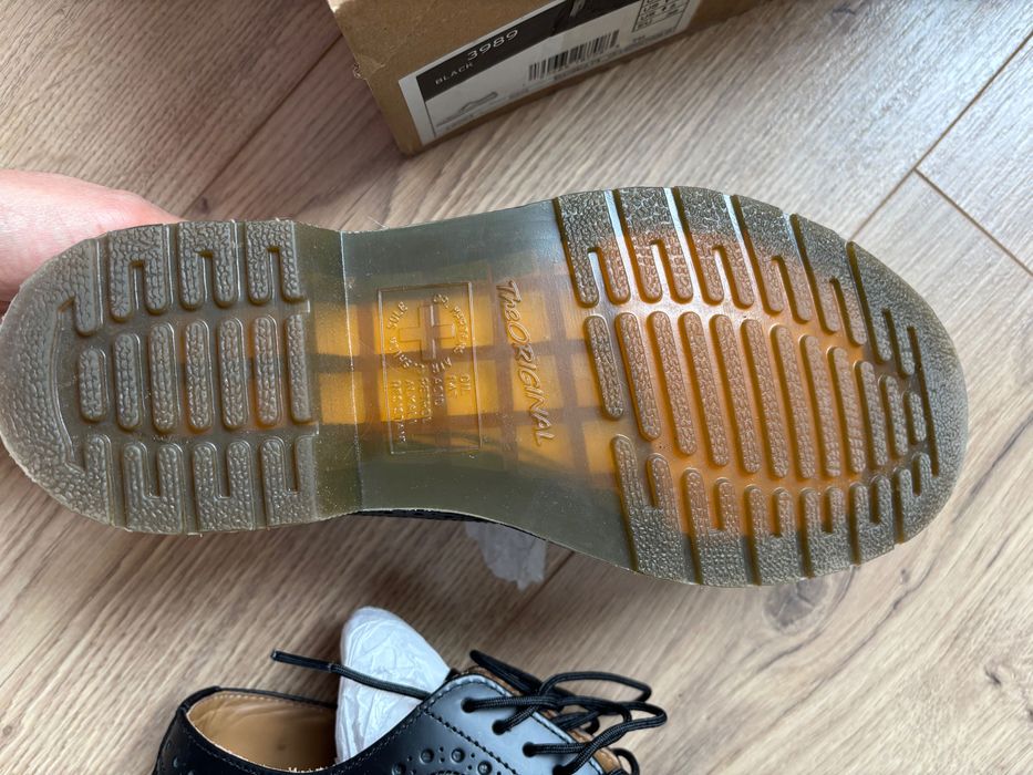 Броги Dr Martens