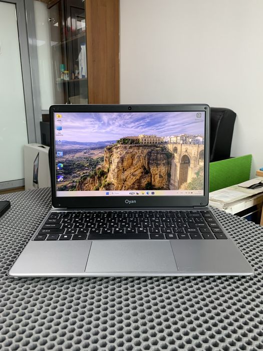 Ультрабук 14’ full hd. Озу 8. Ssd 256gb.