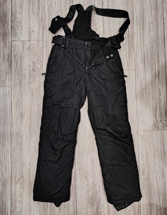 Продам зимний костюм на девочку