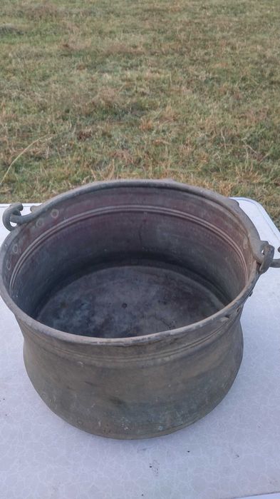 Стара хармоника Херо, голям бакърен котел и голяма медна купа