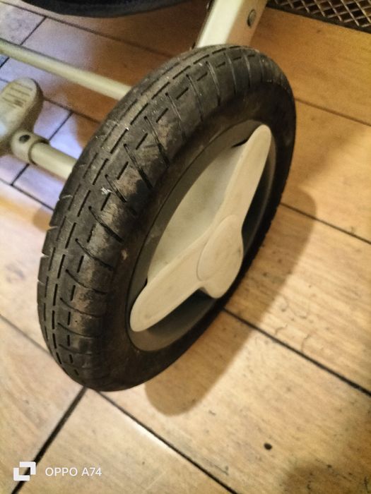 Продам детскую коляску.