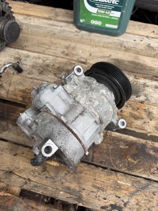 Оригинален компресор климатик 5N0820803F Denso 6SEU14C за VW Golf Passat Audi Skoda