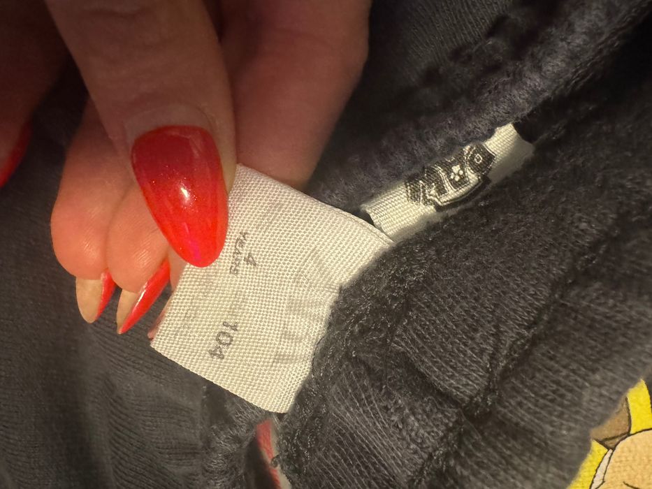 Zara детско костюмче 104см