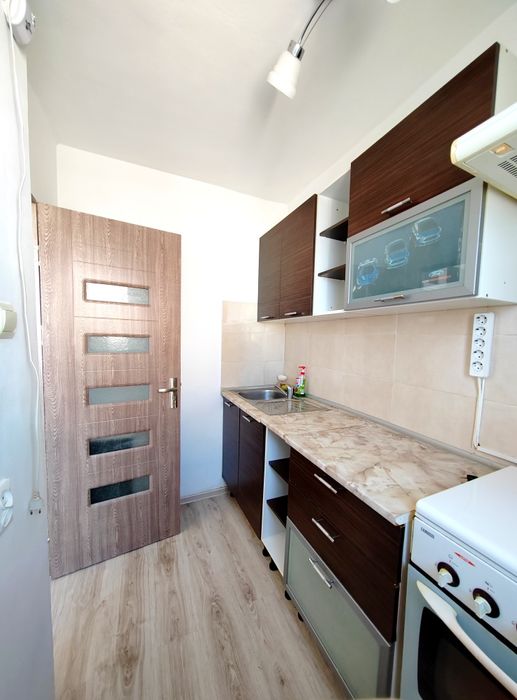 Proprietar vand garsoniera în Lapus - etaj intermediar