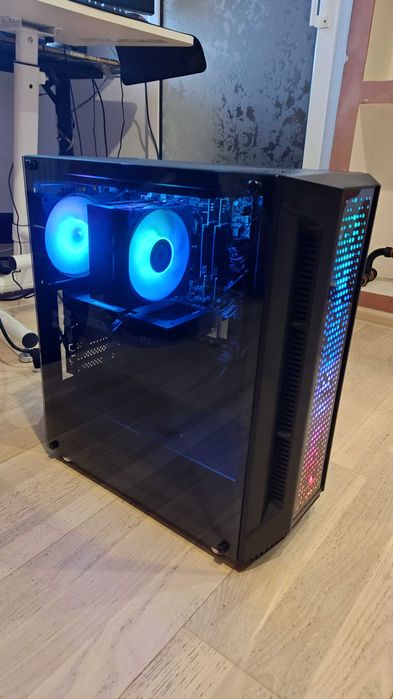 Sistem Gaming Ryzen 5 8600G, 32GB Ram DDR5, RTX 5060Ti 8GB +Periferice