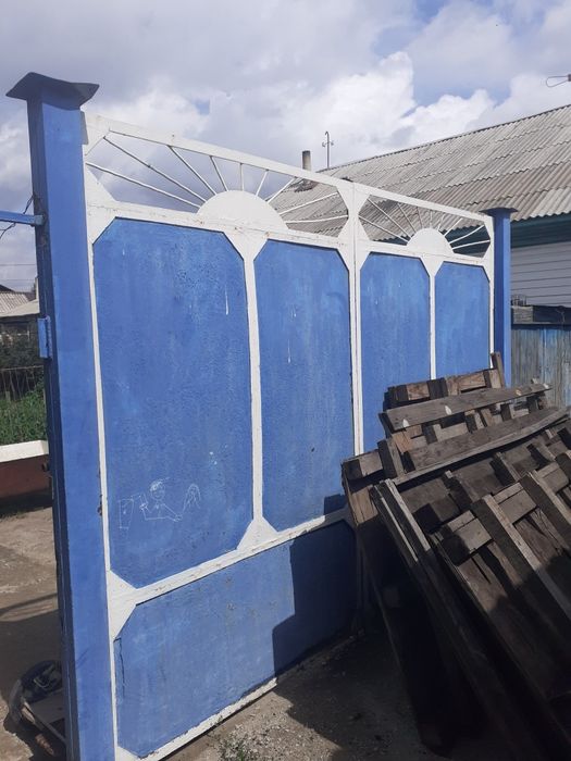 Продажа ворот. Металл