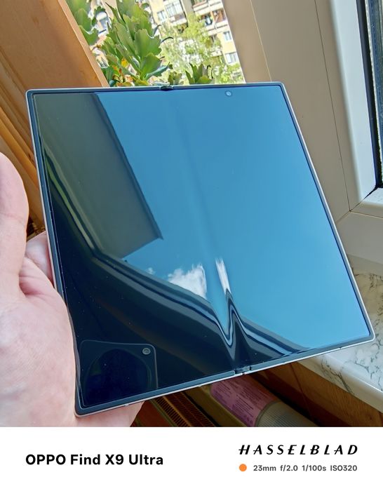 Samsung Galaxy Fold 7 Silver Shadow 256GB Гаранция Технополис!