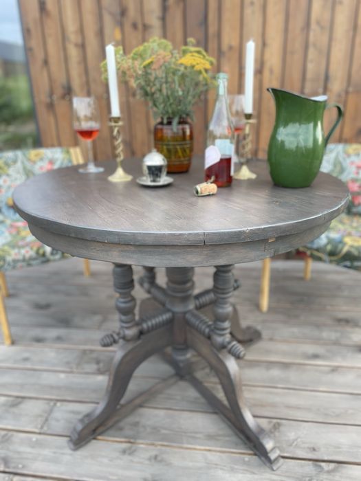 Стол антикварный