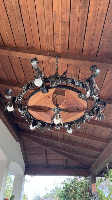 Candelabru Lustra roata rustic, corp de iluminat, lampadar unicat