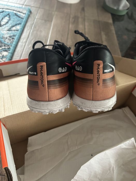 Nike Phantom GT2 Club TF