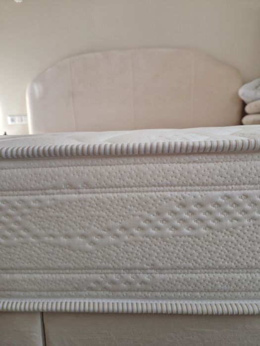 Двулицев матрак Тед 180