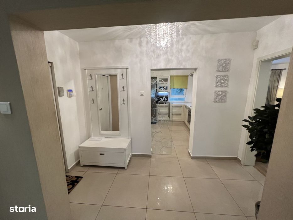 Apartament Lux 4 camere metrou loc parcare