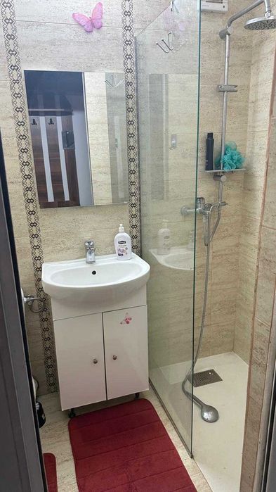 Inchiriez apartament cu 2 camere Micro 14