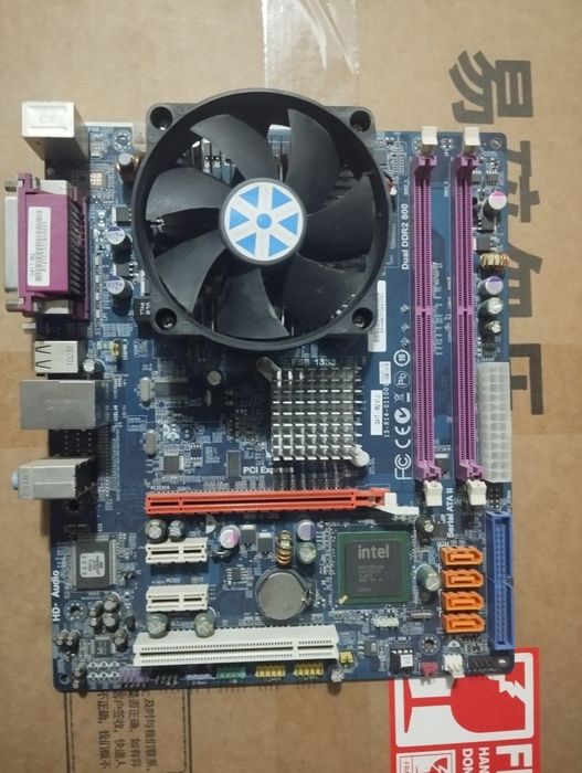 Материнка s775 ddr3, ddr2 + Core2Duo E8400