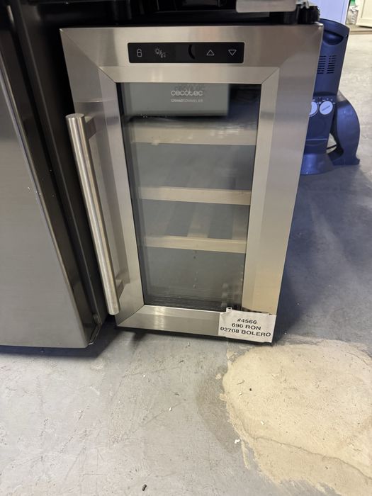 Minifrigider de vinuri Cecotec 02708 Bolero GrandSommelier 830