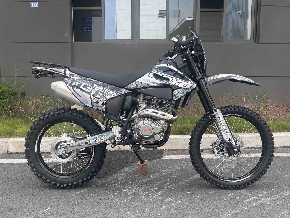 Мотоцикл Zongshen ROYO CQR CB300cc