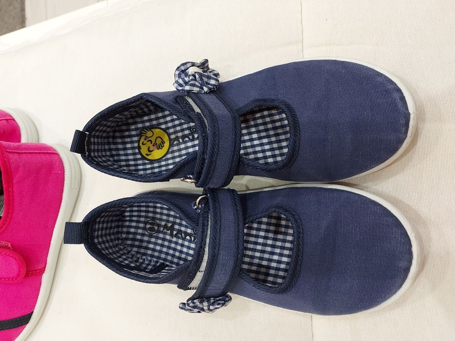 Пантофи за момиче