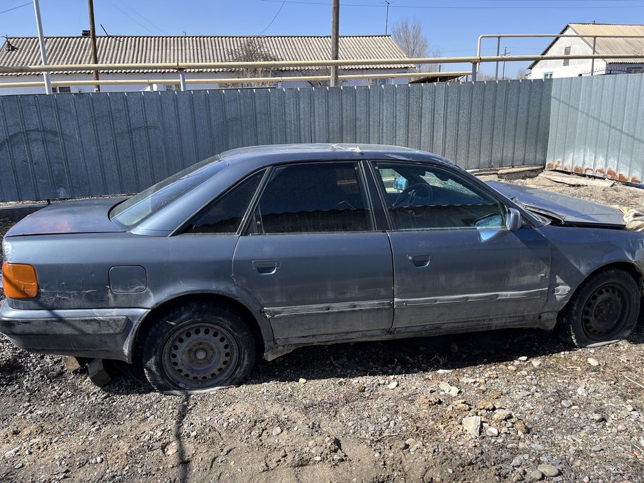 Продам ауди 100 2.0