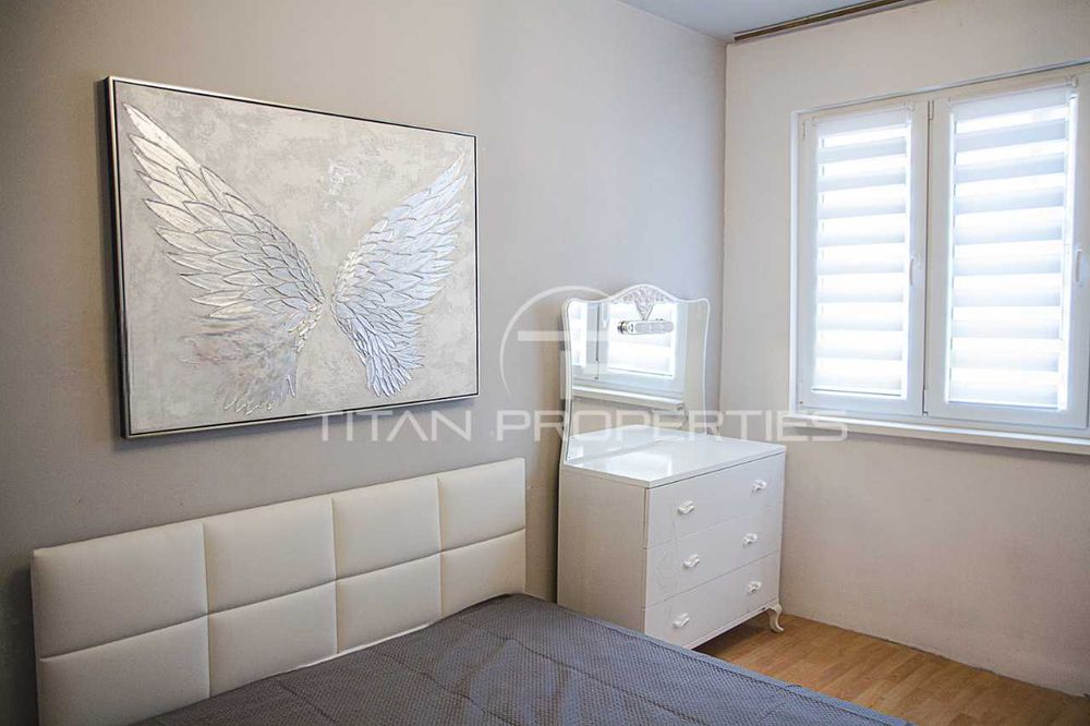 Продава се Етаж от къща в Пловдив, Център - 88 кв.м за 2023 €/кв.м - Снимка #1