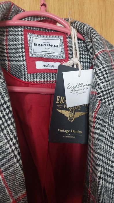 Ново есенно палто Eight2nine, размер М