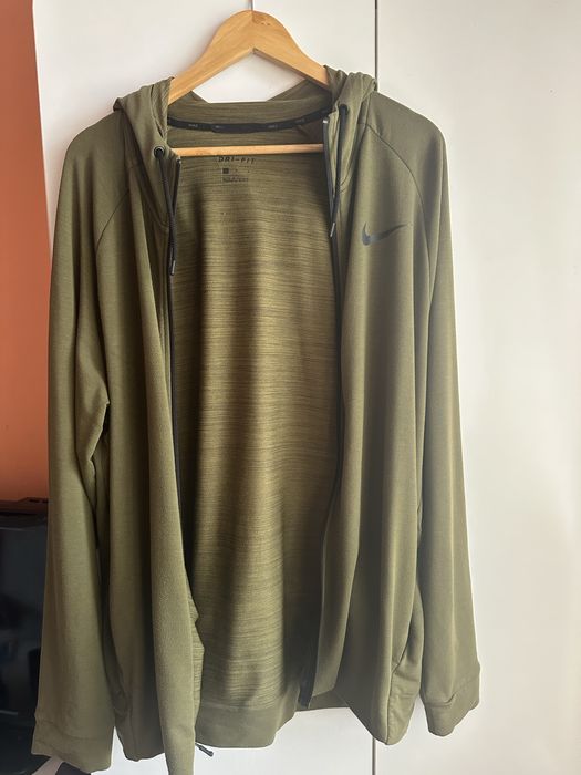 Горнище Nike Dry- fit  размер L