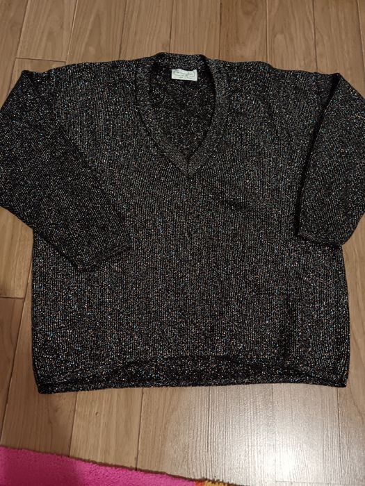 Pulover negru cu fir strălucitor United Colours of Benetton
