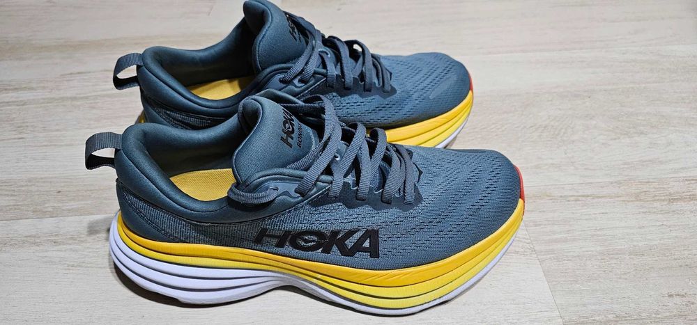 Маратонки HOKA BONDI 8
