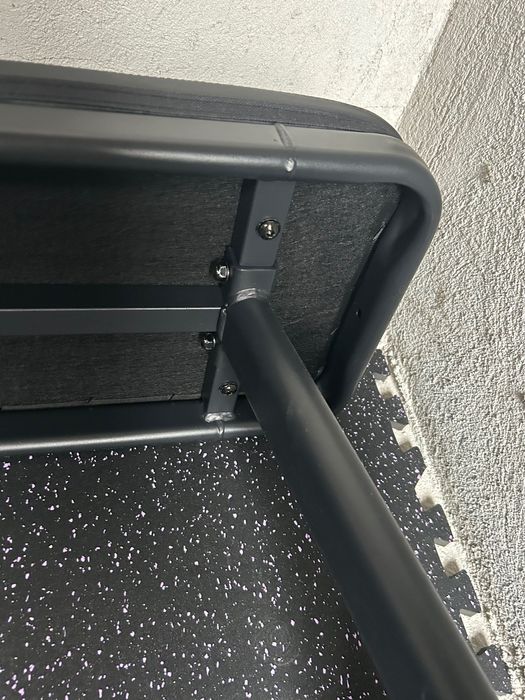 Права лежанка/ Flat Bench