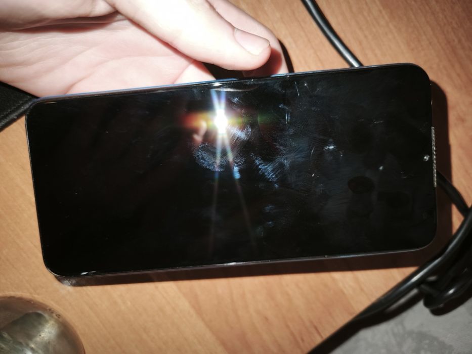 Продам телефон infinix hot 11