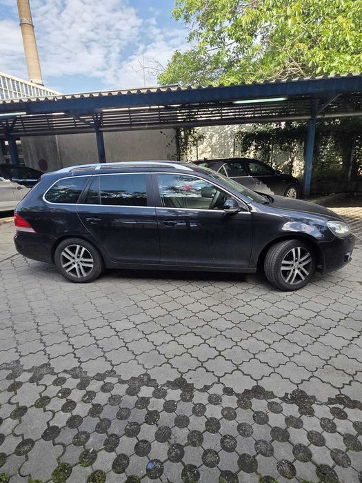 Vand Golf 6 din 2011, 5200 euro, pret negociabil, cutie automata, 7+1 viteze, bine intretinuta cu service la zi