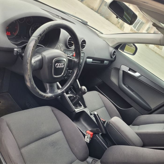 Vând Audi A3 8P, an fabricație 2005, echipat cu motor 2.0 TDI – 140 CP, cod motor BKD, cutie manuală și 330.000 km.