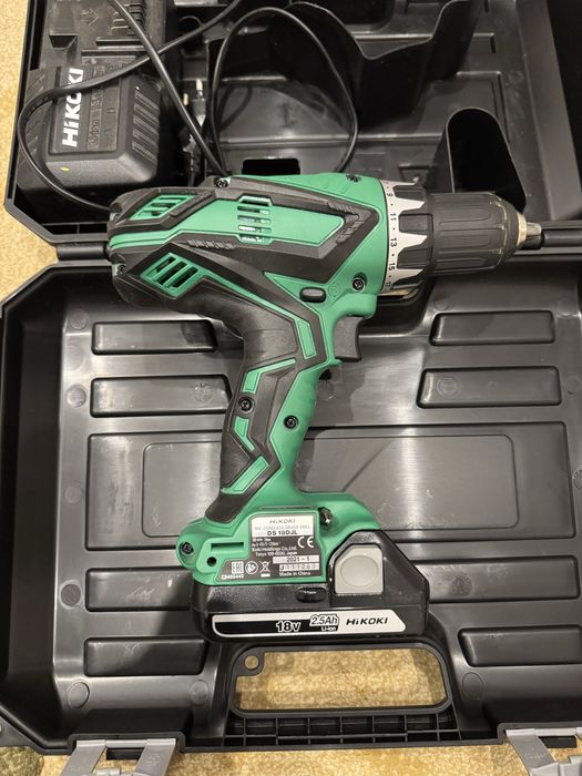 Impecabila - HiKOKI (Hitachi) DS18DJL Masina de gaurit si insurubat