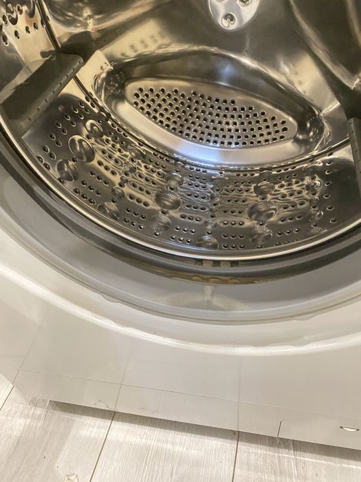 Продам стиральную машину